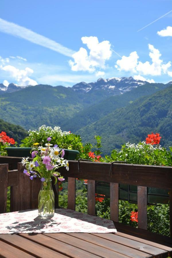 B&B Marcellina Bard Exteriör bild